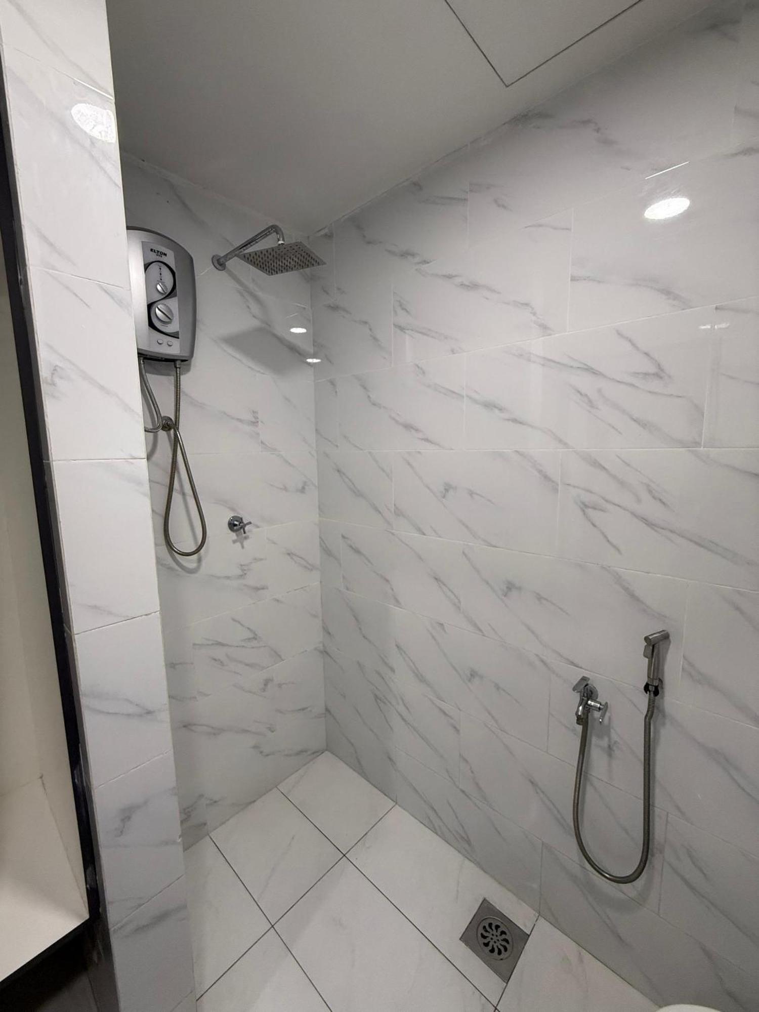 Prime Suite At Ampang - Individual Private Rooms Kuala Lumpur Exterior photo