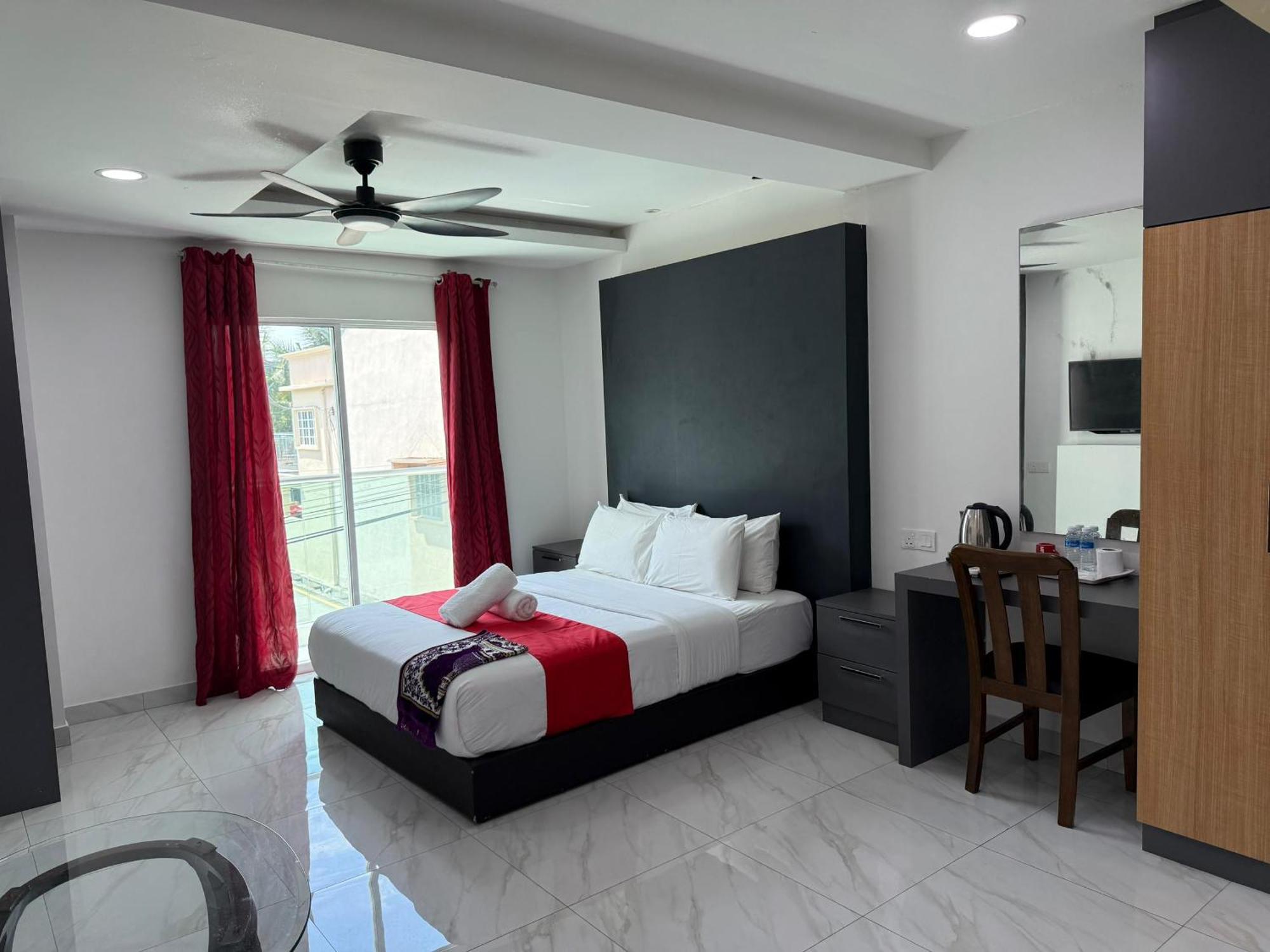 Prime Suite At Ampang - Individual Private Rooms Kuala Lumpur Exterior photo